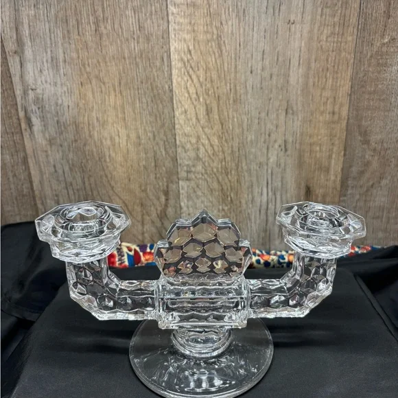 Fostoria pressed manganese depression glass candelabra pre-1930 (yellow glow) - Picture 8 of 9